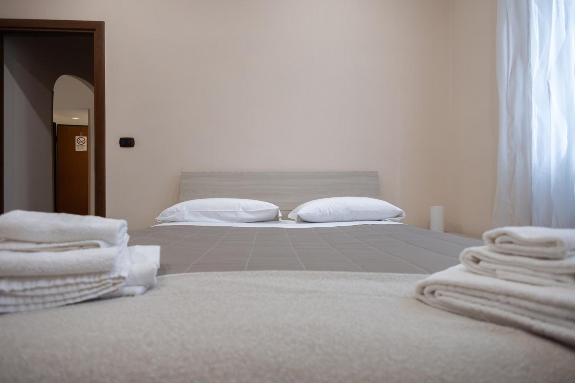 Casa Vacanze Alla Maison فيوميتشينو المظهر الخارجي الصورة